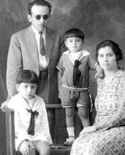 Erminio Blotta and his family, c.1925.