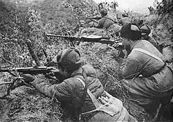 Chinese infantrymen in the Battle of Triangle Hill