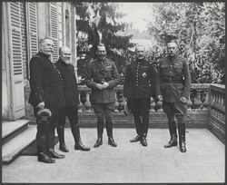 British and French leaders at Beauquesne, France, August 1916. From left to right: General Joseph Joffre, Raymond Poincaré, King George V, General Ferdinand Foch, General Sir Douglas Haig.