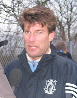 Laudrup as Brøndby manager in 2005