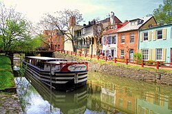 In 1830, the Chesapeake and Ohio Canal was extended to Georgetown.