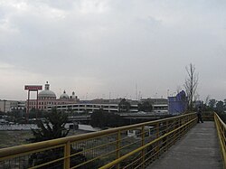View of Tecnológico de Monterrey from pedestrian bridge on the Mexico-Xochimilco road. Also visible are the Periférico bridges and a Costco store.