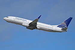 A Copa Airlines Boeing 737-800 departing Los Angeles International Airport, in California (2014)