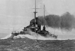 Paris on speed trials (1914)
