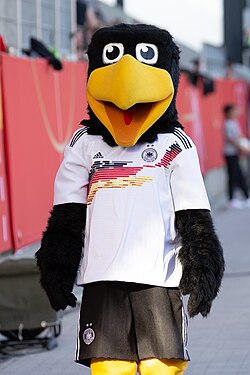 Mascot Paule (2019)