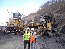 Caterpillar Highwall Miner HW300 – Technology Bridging Underground and Open Pit Mining
