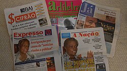 Newspapers of Cape Verde including Expresso das Ilhas, A Nação and Já