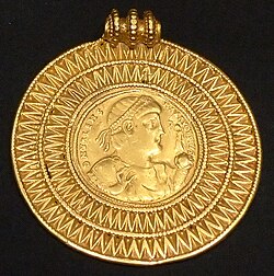 Obverse of a medal of Valens, set in a later pendant and found in the Șimleu Silvaniei, a hoard from the second quarter of the 5th century (Kunsthistorisches Museum)