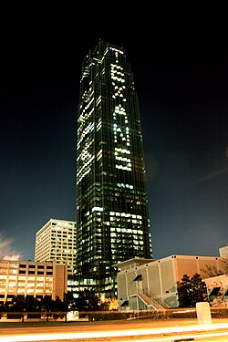 The Williams Tower in Houston showing the word "TEXANS" using its office lights.