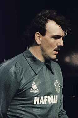Goalkeeper Neville Southall made a record 751 first-team appearances for Everton between 1981 and 1997.