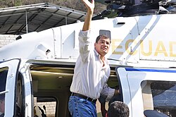 The President steps into a Dhruv helicopter
