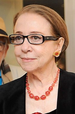 Fernanda Montenegro, mostly recognized for her leading role in Central Station, for which she was nominated for the Academy Award for Best Actress, becoming the first Brazilian actress to ever be nominated in the category. Also for this work, she was nominated for the Golden Globe Award for Best Actress – Motion Picture Drama and won the Silver Bear at the Berlin International Film Festival.