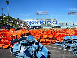 Dodger Stadium seat removal, 2005 offseason