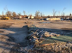 Low-end EF4 damage to a business in downtown Cayce