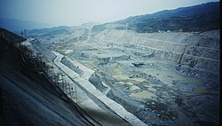Construction of TGP ship locks at Yangtze River, September 1996