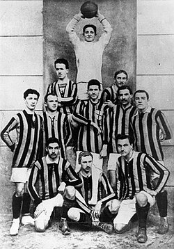 By the early 20th century, shorts had become shorter and goalkeepers wore shirts of a different colour, as seen in this photograph of Internazionale in 1910