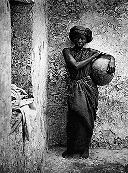 A "servant-slave" woman in Mogadishu (1882–1883)