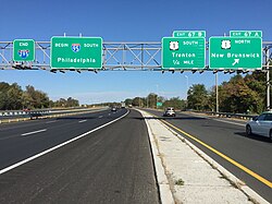 The former northern terminus of I-295 at US 1 and I-95 in Lawrence in 2017 (signs in picture have been updated)