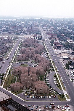 Buffalo Waterfront Housing Project (Shoreline Apartments), Paul Rudolph (1976)