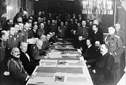 Signing of the armistice between Russia and Germany on 15 December 1917