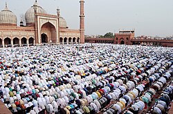 Muslims praying at the Jama Masjid in India, a majority-Hindu country