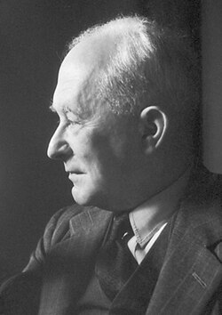Max Born, Tait Professor of Natural Philosophy at Edinburgh from 1936 to 1953, was awarded the Nobel Prize in Physics in 1954.[410]