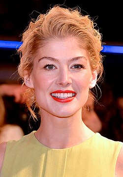 Rosamund Pike, Best Actress in a Motion Picture – Musical or Comedy winner