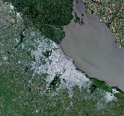 Buenos Aires, city, and vicinity, Landsat 8 satellite image