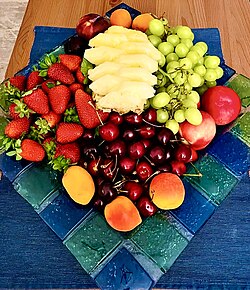 Fruit platter – seasonal fruits