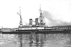 Tri Sviatitelia at anchor