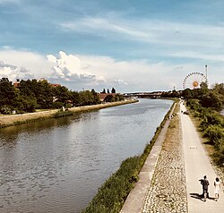 Rhein-Main-Donau Canal at the Stadt-am-Hof locks, Regensburg