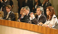Kirchner in a meeting with her ministers