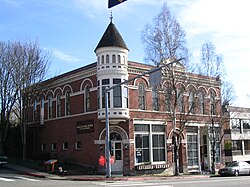 Peter Kirk Building, built 1889–1890 as the Kirkland Investment Company Building. Now Kirkland Arts Center.