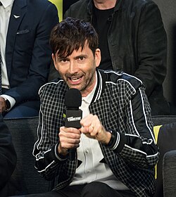Tennant at a Good Omens panel at New York Comic Con 2018