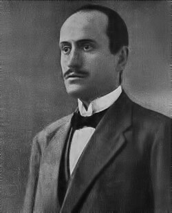 Mussolini as director of Avanti!