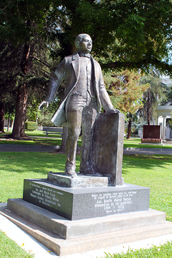 Statue of Benito Juárez in Courthouse Park