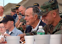 Bush visits NAS JRB during Hurricane Katrina relief efforts, 2005