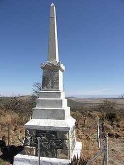 Imperial Light Horse Memorial on Wagon Hill for the officers, n.c.os and troops who died in battle on January 6, 1900. Photograph 2008.