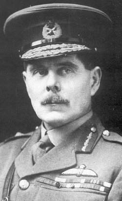 Trenchard in the uniform of the Royal Flying Corps