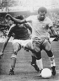 Luís Pereira (right) at the 1974 FIFA World Cup