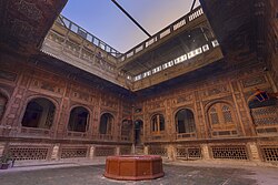 Built for wealthy Peshawari merchants in a Central Asian architectural style, the Sethi Mohallah features several homes dating from the British era.