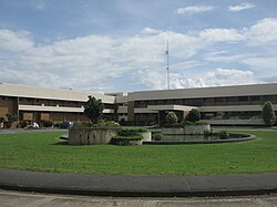 Modern, landscaped office building