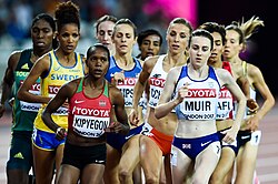 Muir (R) and Faith Kipyegon (L) lead the pack in the 1500 m final at the 2017 London World Championships.