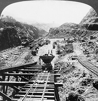 Construction work on the Gaillard Cut, 1907
