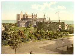 Deal Castle at the end of the 19th century; at the rear are the Captain's Quarters, where French died in 1925 and which were destroyed in 1943