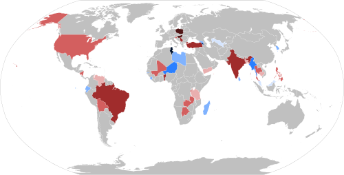 Countries autocratizing (red) or democratizing (blue) substantially and significantly (2010–2020). Countries in grey are substantially unchanged.[17]