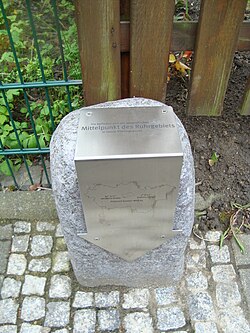 Geographic center of the Ruhrgebiets (51°31′03″N 7°08′42″E / 51.51758°N 7.14507°E), in the Röhlinghausen neighborhood of Herne.