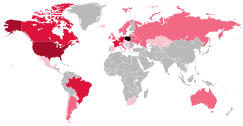 The map depicts countries by number of citizens who reported Polish ancestry or citizenship (based on sources in this article) Poland + 10,000,000 + 1,000,000 + 100,000 + 10,000