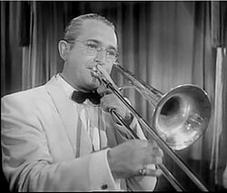 Tommy Dorsey's big band was very popular in the 1930s and 1940s and was a major inspiration for Belgian musicians to begin forming big bands of their own.