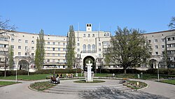 Gemeindebau Karl-Seitz-Hof in Floridsdorf